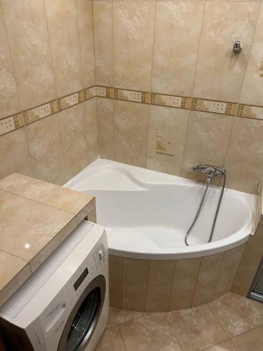 Big Apart - Rynek 8 - Nice View - 3 Rooms - 9 People Вроцлав Экстерьер фото