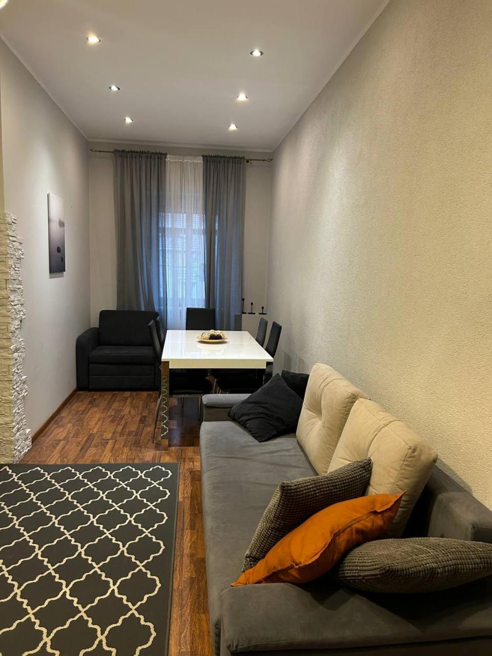 Big Apart - Rynek 8 - Nice View - 3 Rooms - 9 People Вроцлав Экстерьер фото